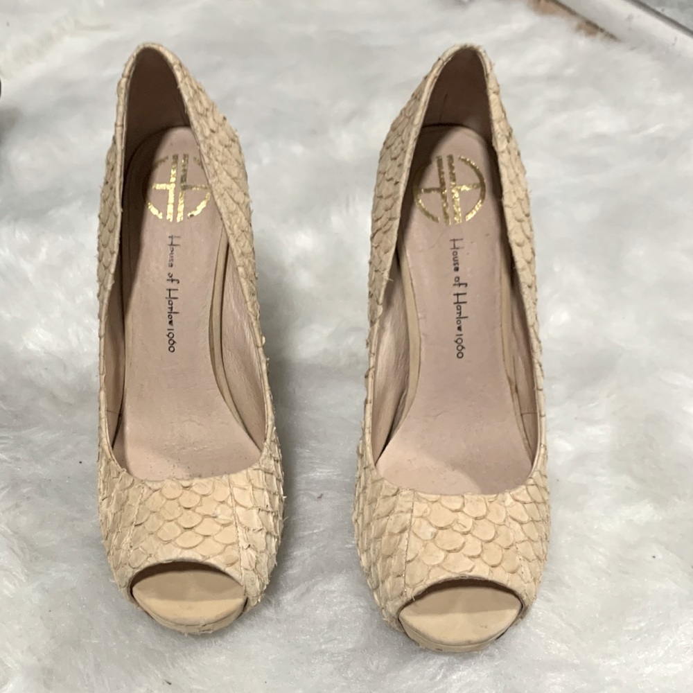 Like New House of Harlow 1960 Nude Corset Back Snakeskin Peep Toe Platform Heels - Picture 5 of 9